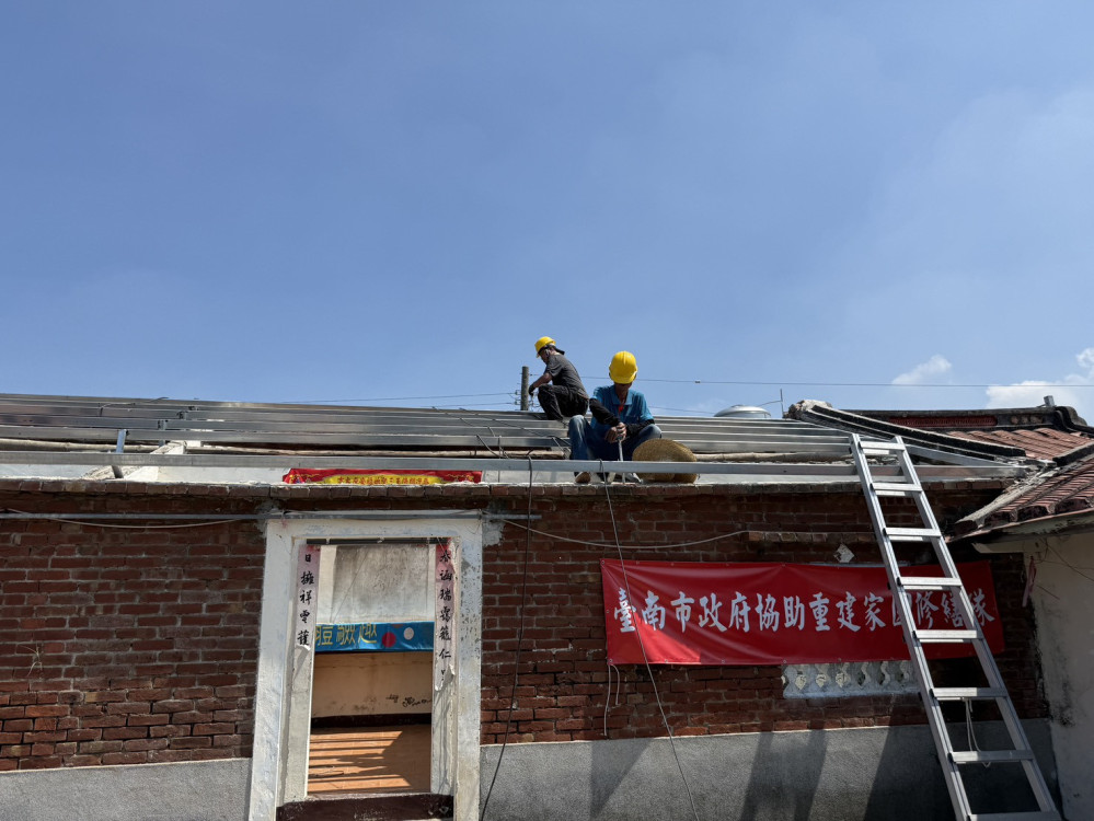 丹娜絲颱風襲台南，市府跨局處協助災民修繕民宅
