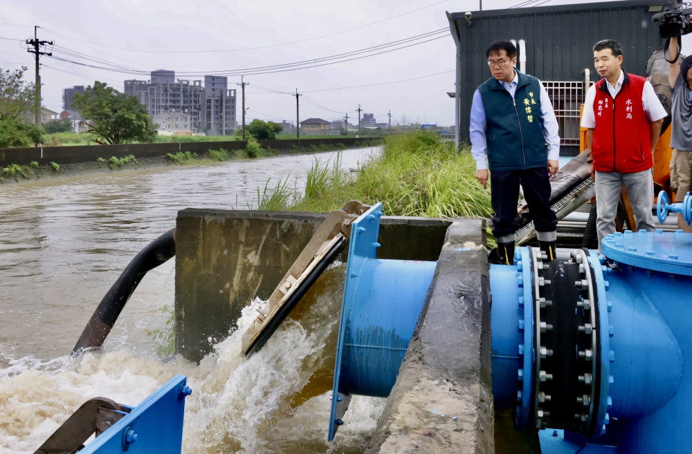 臺南強降雨後積水漸退 市府持續關注防災