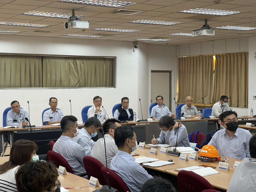 台灣中油四廠同步召開工安精進會議 強化安全管理措施