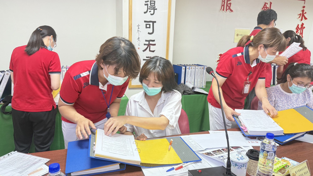 輔導會至中彰榮家業務輔導 提升照顧服務效能