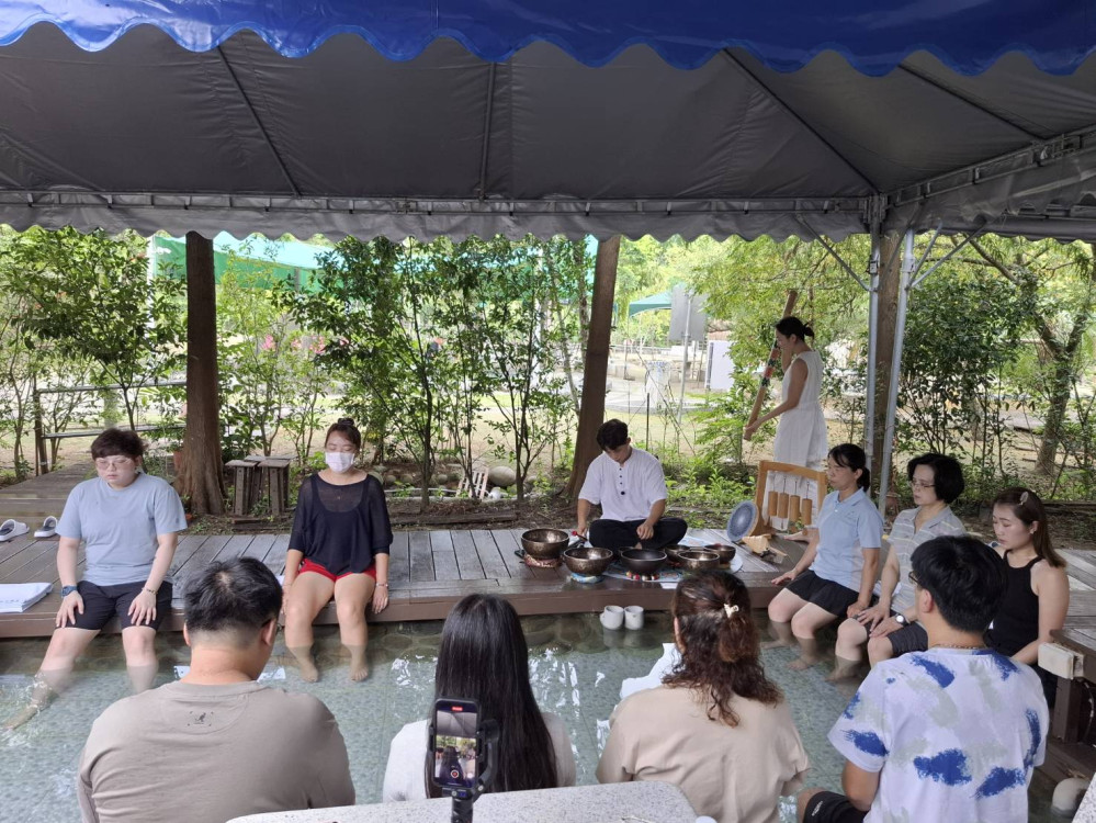 台南龜丹「天然美人湯」引客 9/28 推溫泉瑜伽頌缽體驗