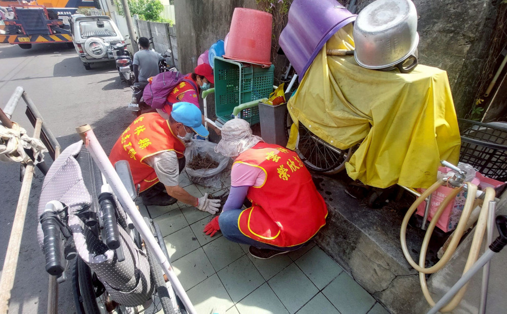 雲林榮服處榮欣志工居家打掃服務 暖心守護榮民眷