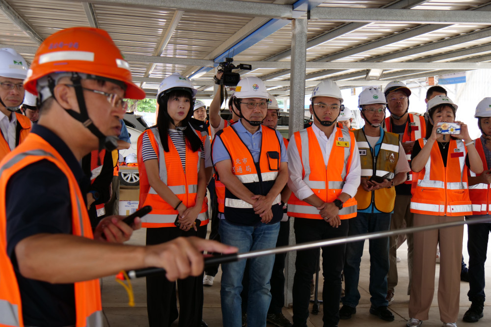 視察國道1號林口交流道改善工程 侯友宜：推動四大交流道建設，打造新北高效聯外交通網