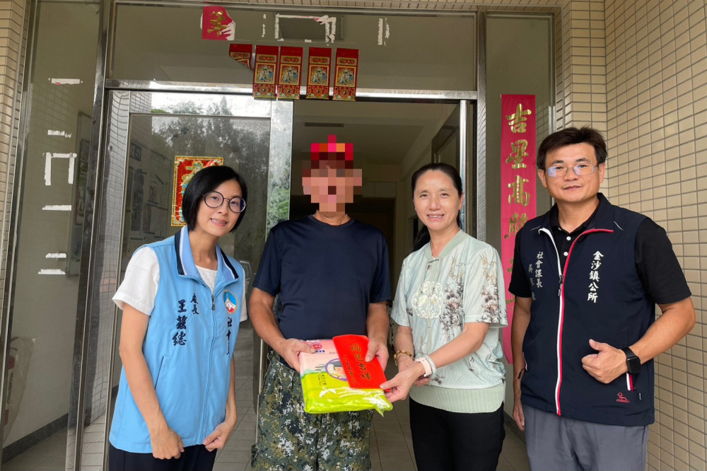傳遞關懷心意 金門啟動秋節慰問低收入戶