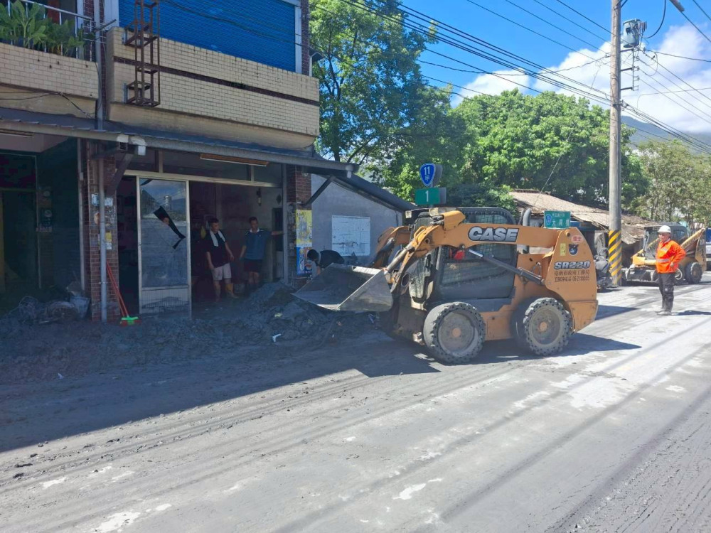 台南跨局處馳援花蓮災區，助光復鄉重建家園