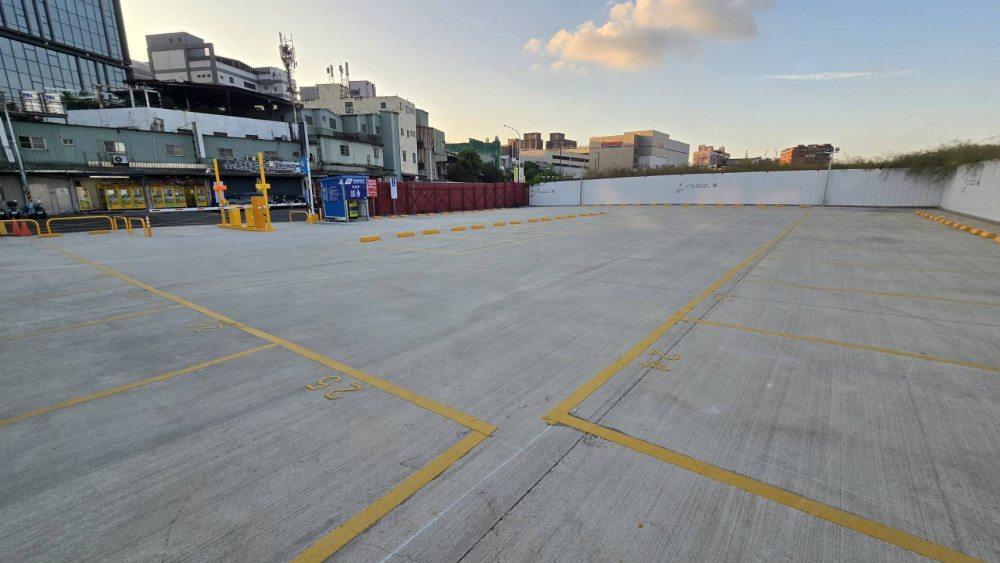 板橋合安一路機車停車場+新莊建國段汽車停車場 11/1啟用  板橋合安一路機車停車場+新莊建國段汽車停車場 11/1啟用