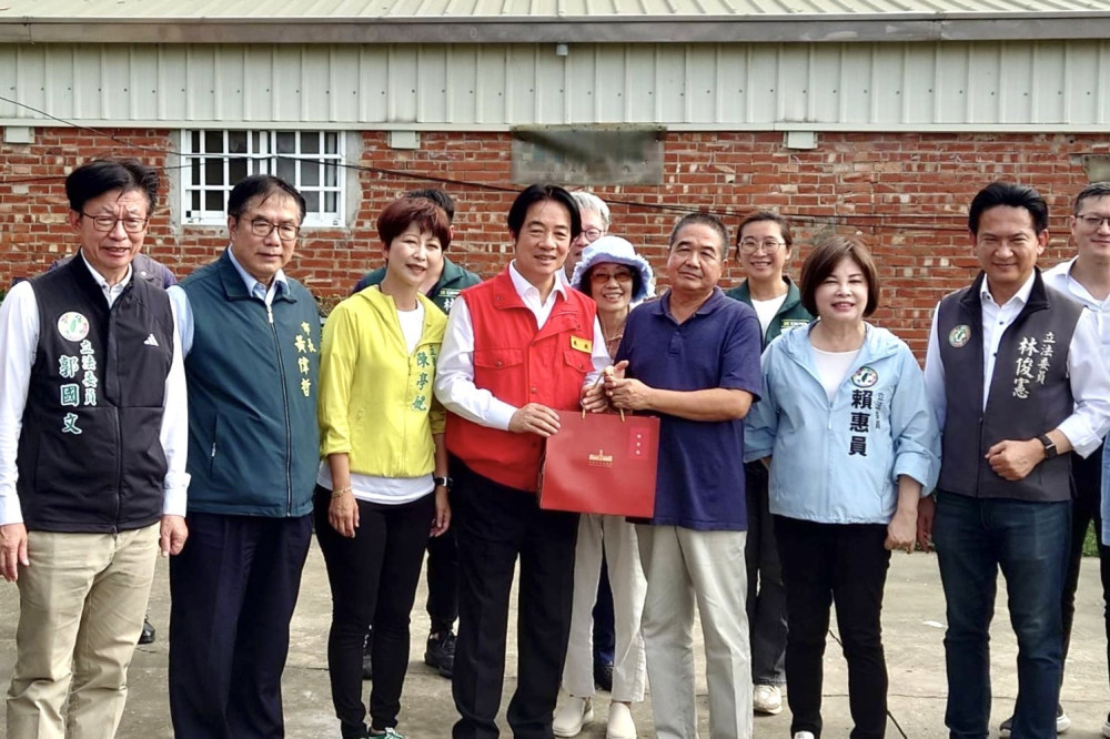 總統賴清德26日前往新營視察災後復建情形 總統賴清德26日前往新營視察災後復建情形