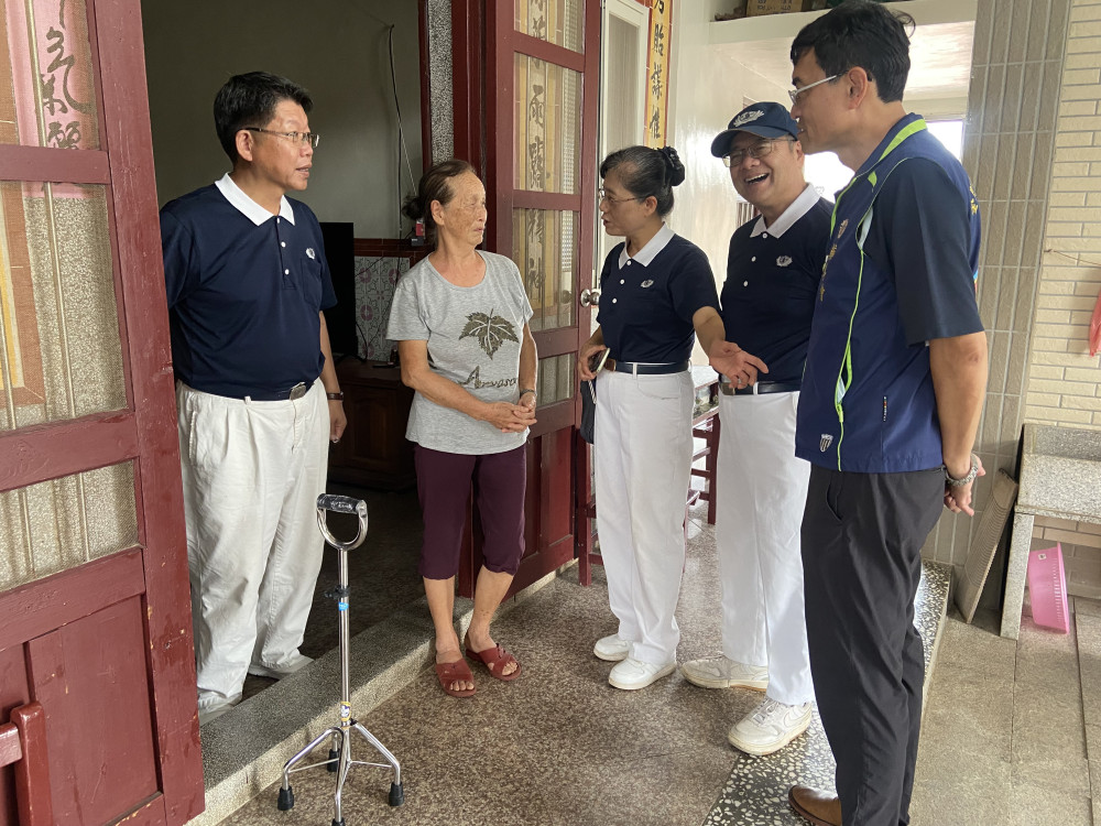 金門榮服處攜手慈濟改善長者居家安全環境