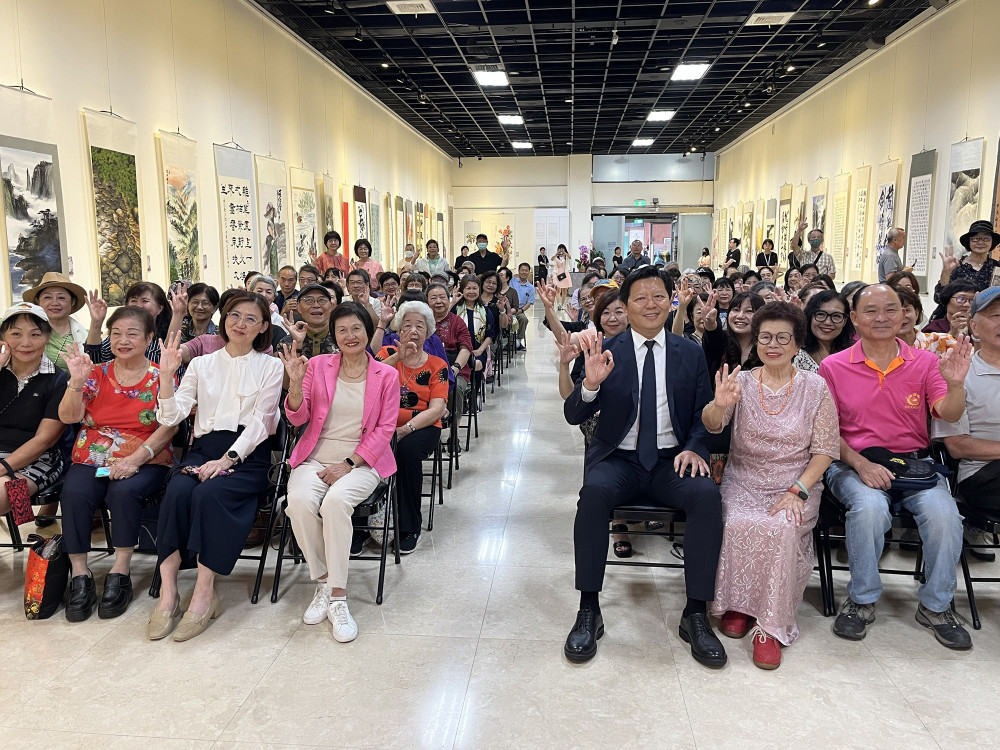 「中華文耀·乙巳之美·金蛇禧春—國際藝術聯展」新北藝文中心盛大開展