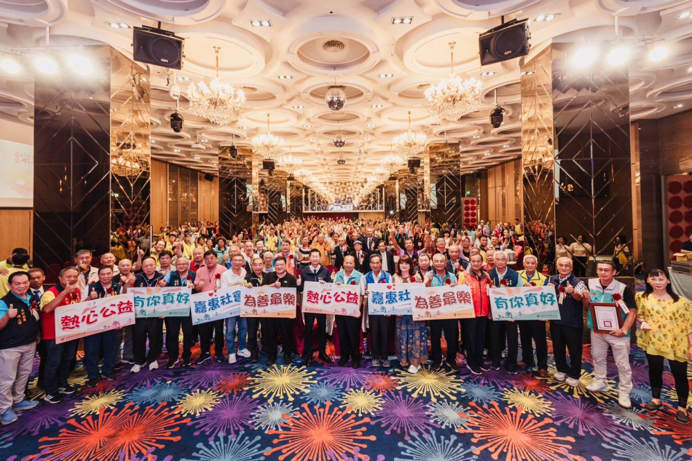 旗山天后宮榮獲民政局績優宗教團體獎  葉冠億主委：續弘媽祖大愛