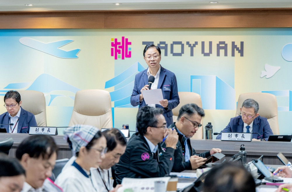 桃園敬老愛心卡福利再升級 張善政:明年元旦新增提升臺鐵補貼、開放YouBike電輔車 桃園敬老愛心卡福利再升級 張善政:明年元旦新增提升臺鐵補貼、開放YouBike電輔車