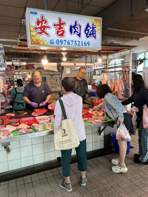 臺南市傳統市場豬肉攤全面恢復營業 市府力保供需穩定