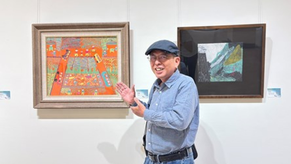 畫筆裡的青春少年兄! 中市「鳥魚‧魚鳥」黃票生特展 帶民眾重返藝術初心