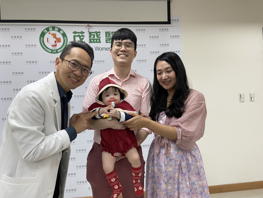 44歲熟女工程師順利求子到院表謝意 醫病溫馨齊享感恩節火雞大餐