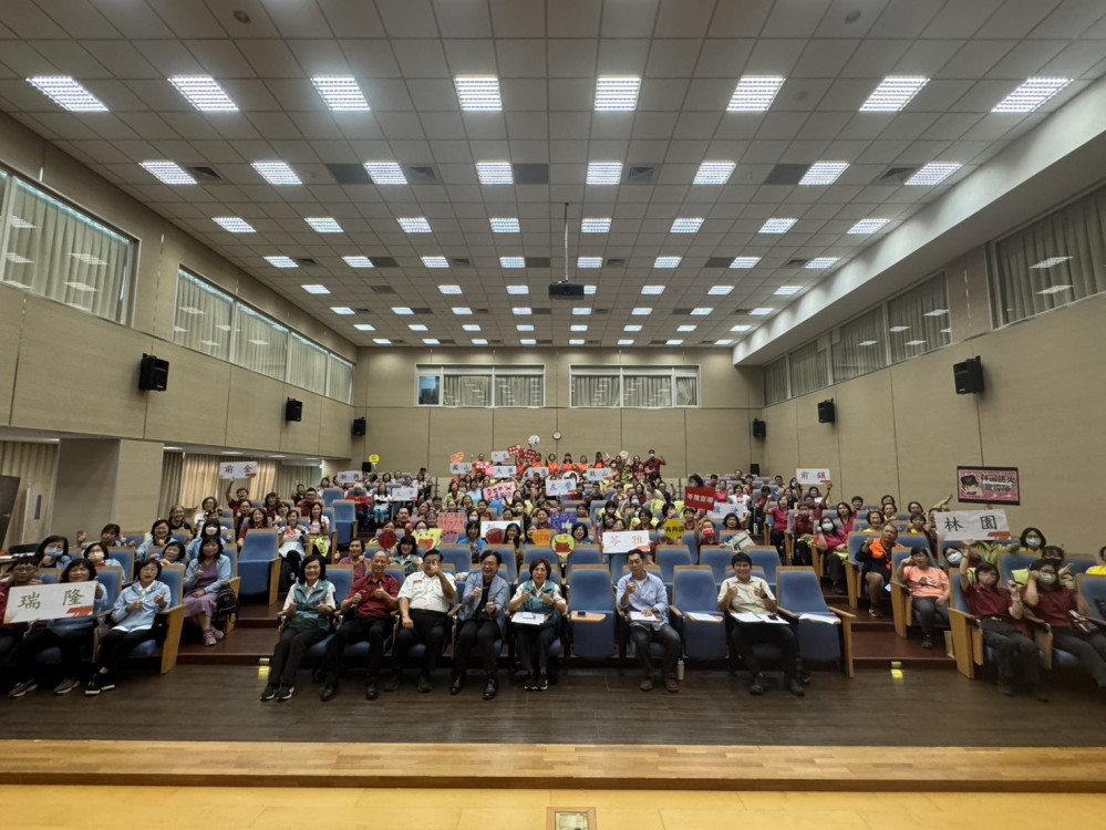 高雄義消第一宣導大隊創意防火競賽 15分隊同台較勁