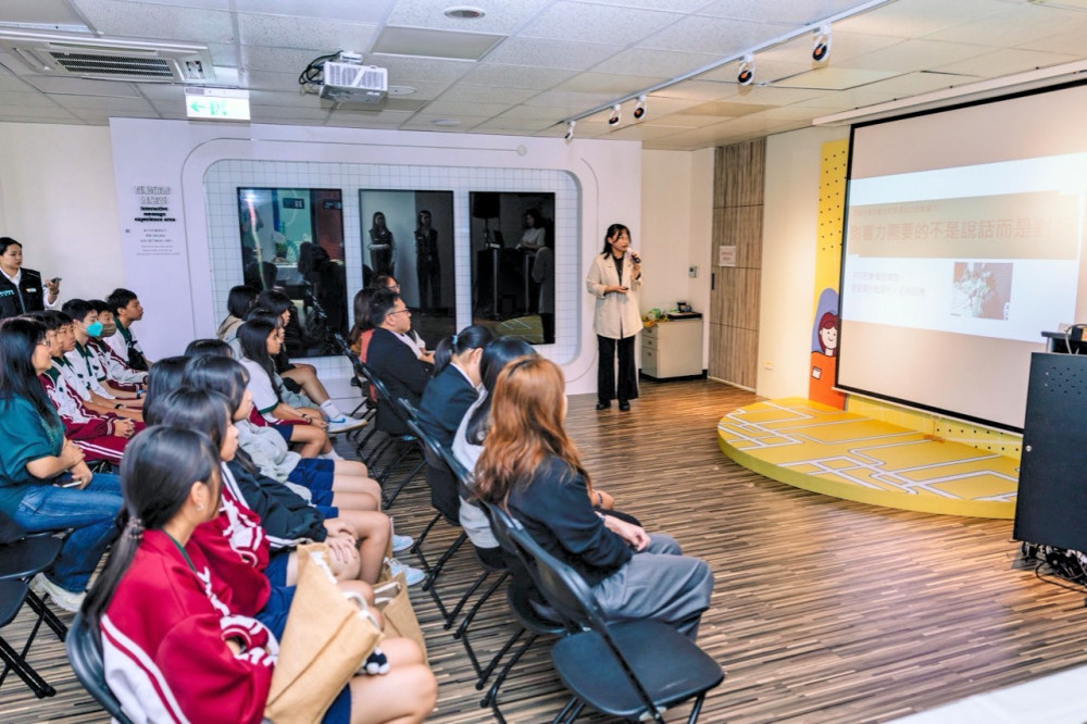 桃竹苗分署第五屆賈桃樂青年職涯大使結訓　授證6位青年職涯大使