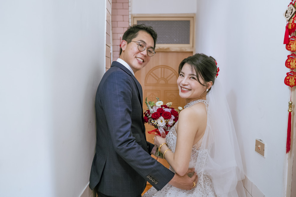 愛情長跑八年終成眷屬 李宗霖、陳嘉伶喜結連理 政要雲集見證幸福