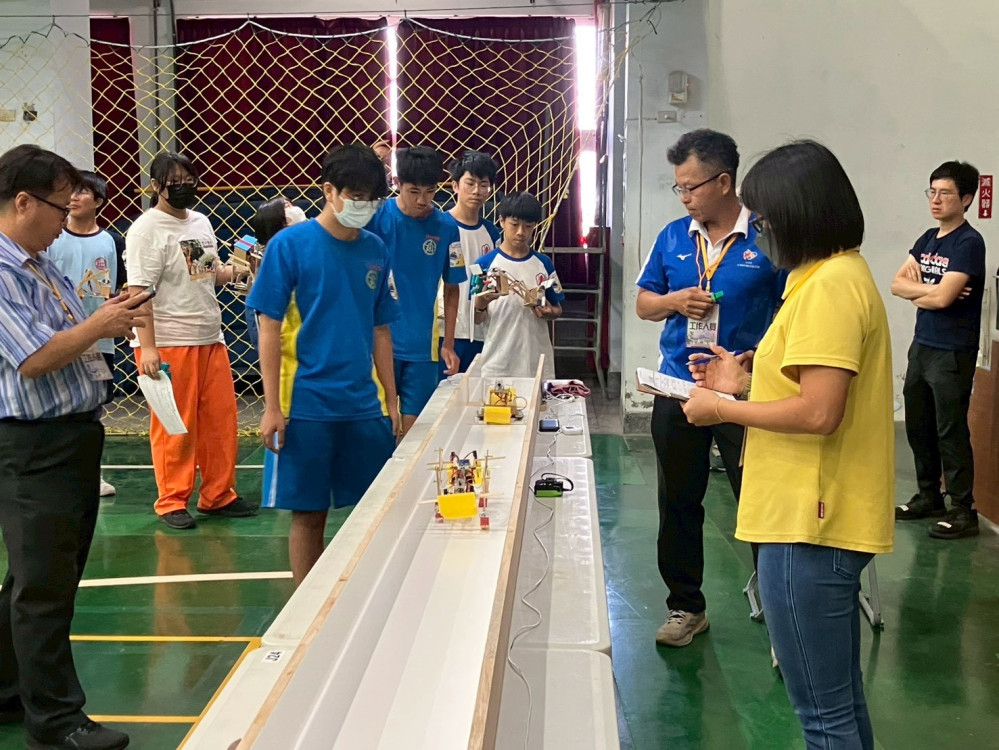 臺南PowerTech選拔賽登場 逾400名學生用科技拚創意