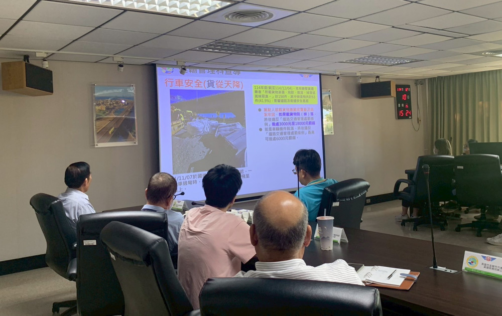 高雄區監理所籲行前確實檢查貨物裝載與綑綁情形 