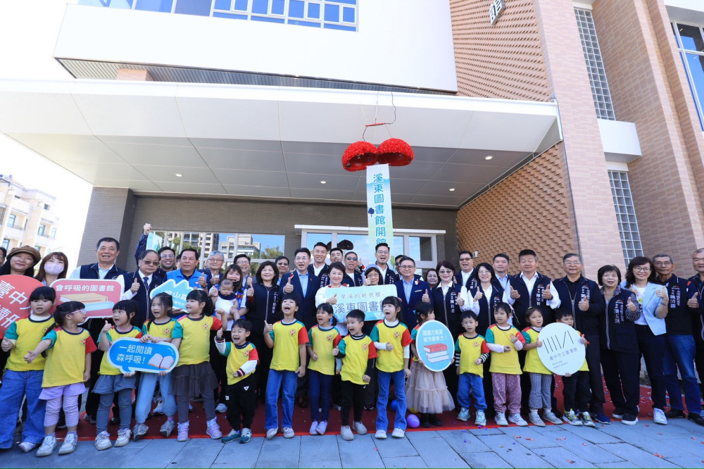打造「會呼吸的圖書館」！ 北屯溪東圖書館12/22正式開館   提供多元友善閱讀空間