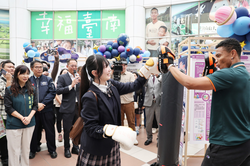 「台南健康宇宙城」登場 國民健康成果展趣味開幕