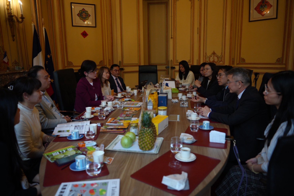 台南農產叩關歐洲！黃偉哲率團訪法 鳳梨芭樂首入法獲高度肯定