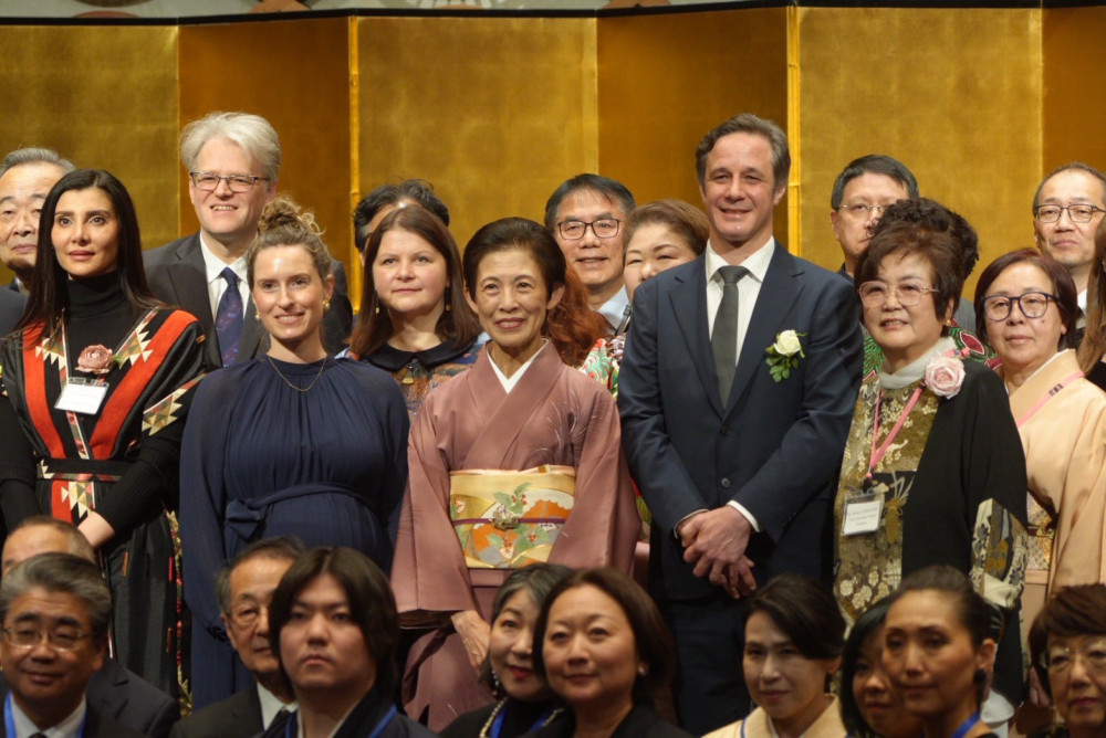 台南唯一受邀參加東京國際花道博覽 蘭花火鶴登皇室午宴展國際魅力