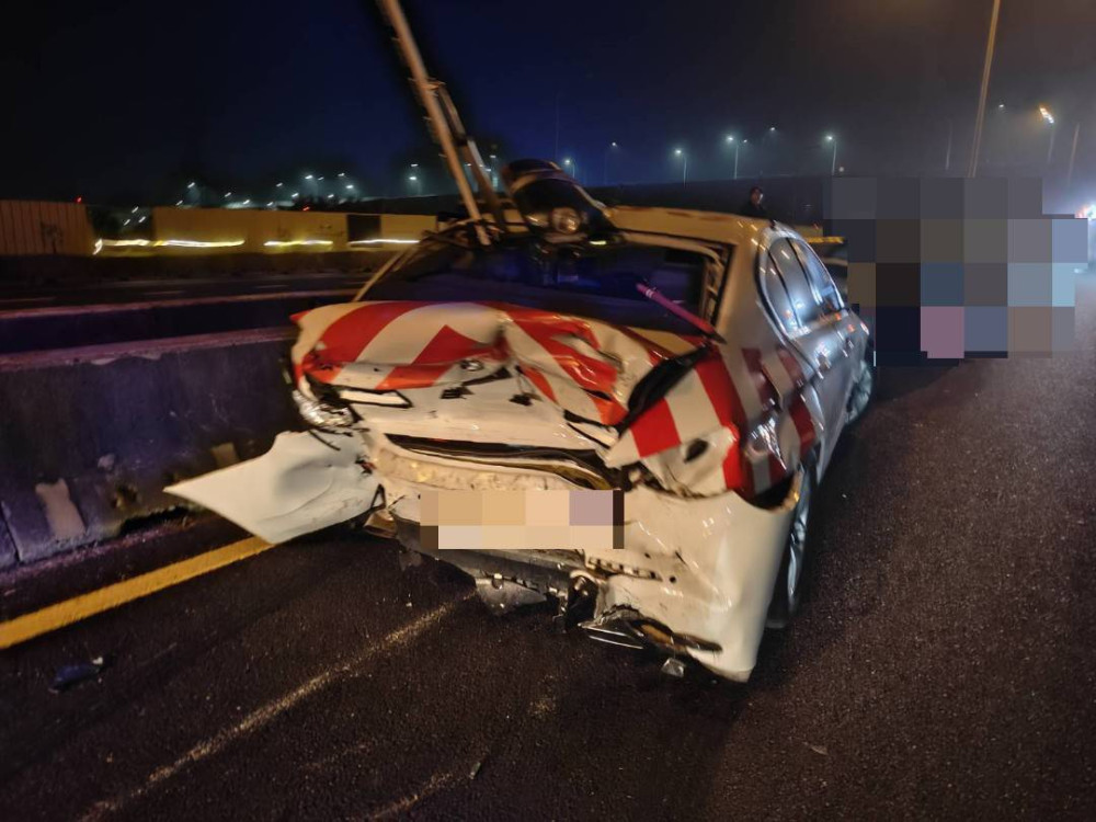 國道巡邏車執勤遭撞  籲駕駛注意前方路況動態