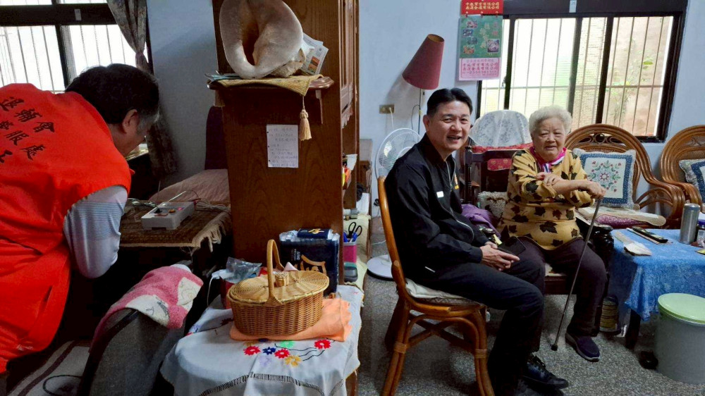 彰化榮服處智慧科技×安心守護 落實遠距護獨居長輩