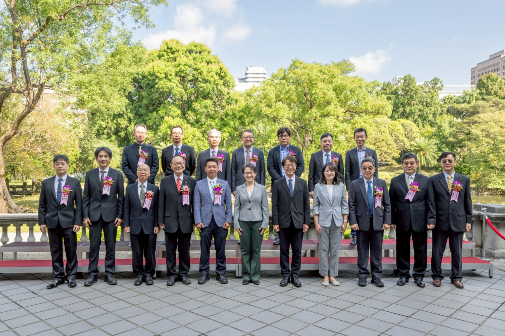 總統、副總統接見肯定 中市水利局多項工程勇奪國家建築與工程獎