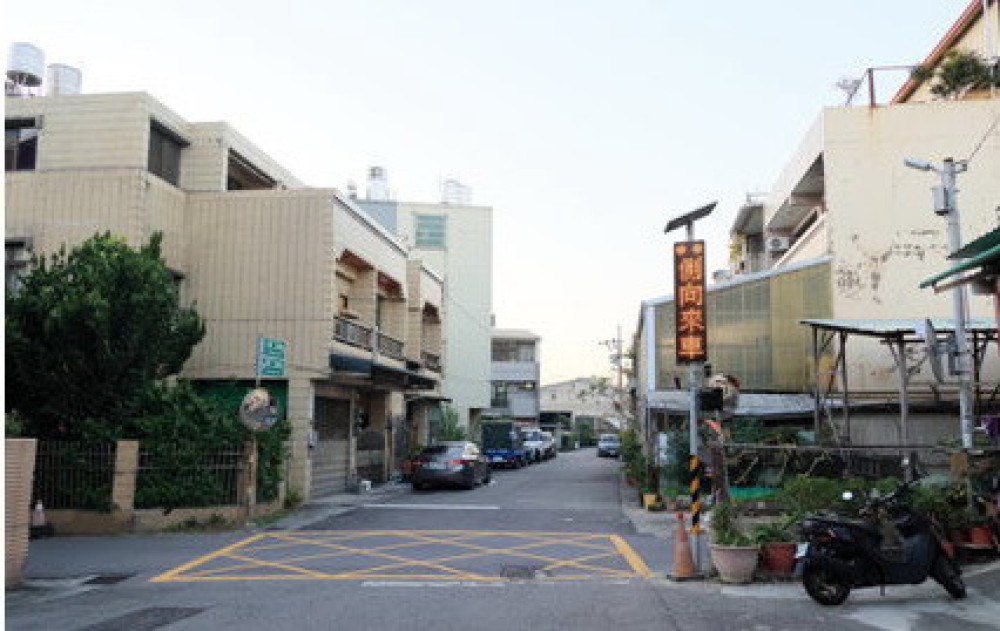 智慧路標變身「千里眼」！中市擴增至89處路口交通事故降幅最高達36％