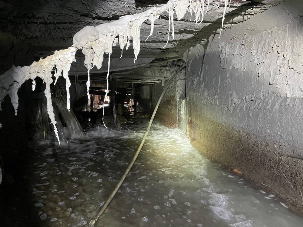 檢調警環重拳出擊 查獲砂石場長期偷排廢水不法所得12億！