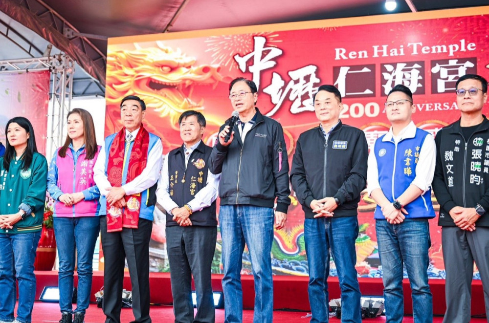 中壢仁海宮捐助200萬元關懷北市攻擊事件受難家庭　張善政肯定展現宗教溫暖