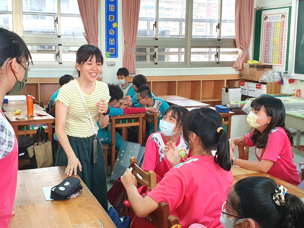 以愛陪伴孩子看見光　新北教師獲教育部特色學校與績優人員肯定