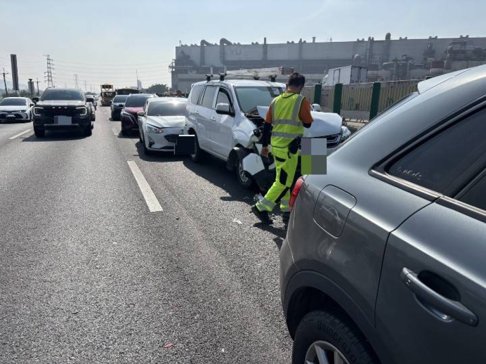  7車2事故敲警鐘   國道第五公路警：安全距離不足居肇事首因