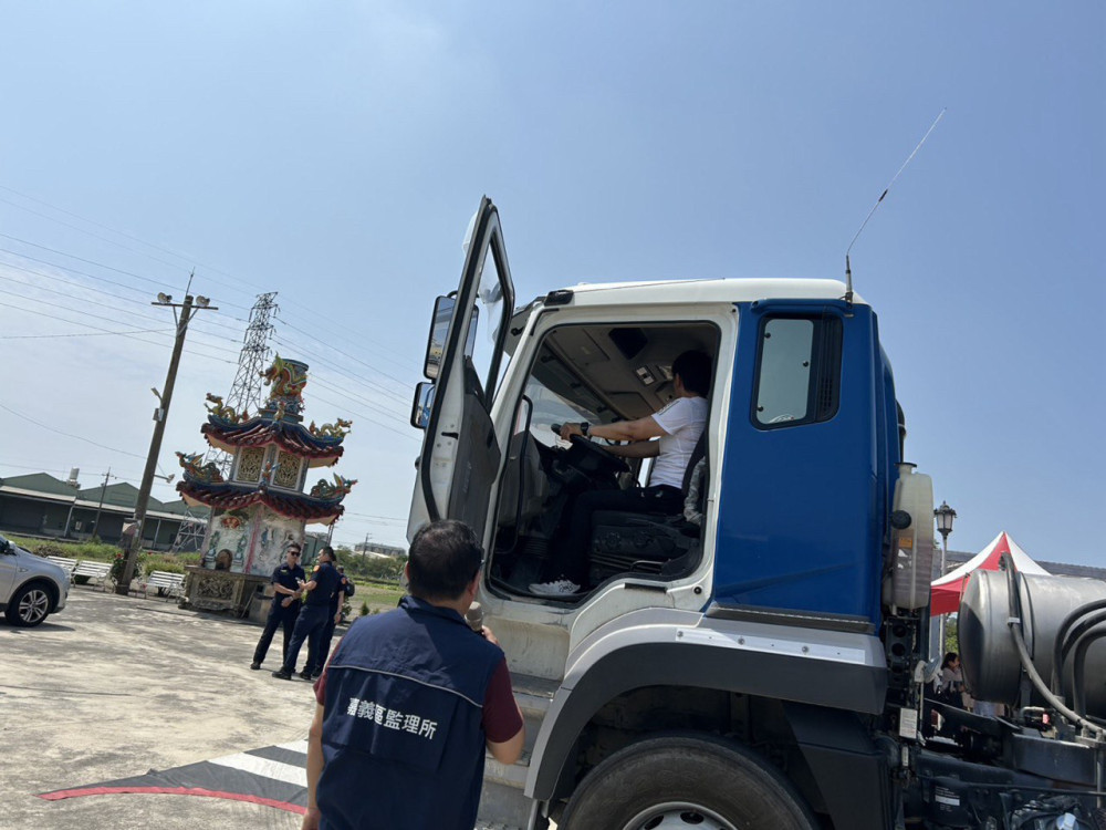  台南市長黃偉哲主持道安會報 強化三大重點族群事故防制