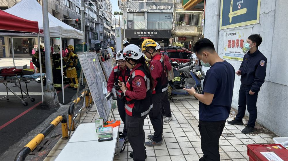 高市消防執行苓雅人潮眾多旅館大量傷病患搶救演練