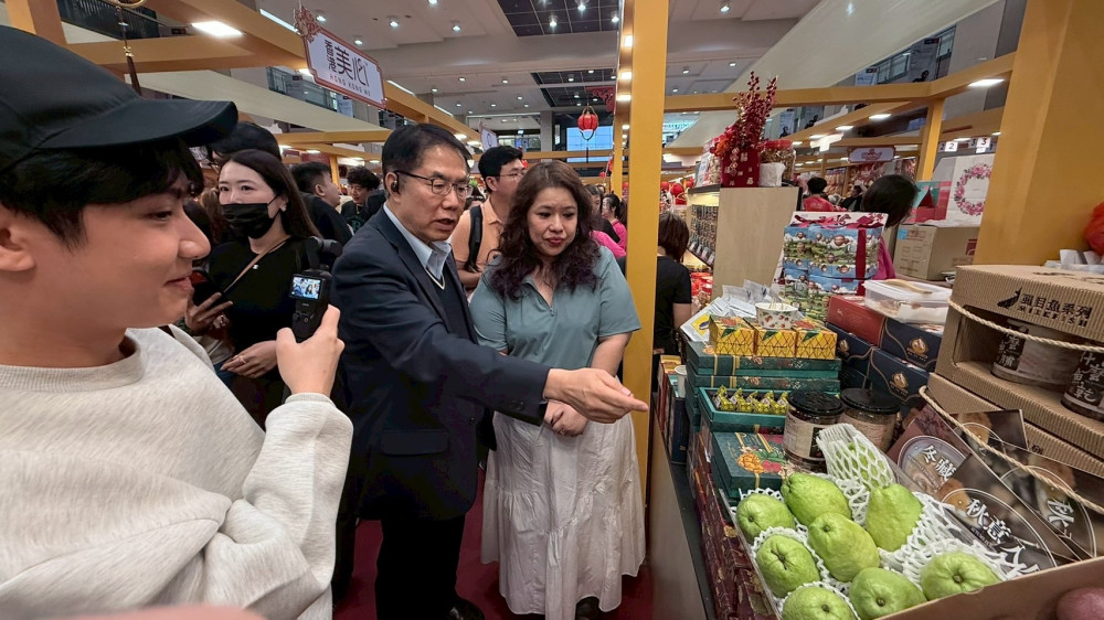 跨界行銷亮眼！臺南蜜棗進駐新加坡高端百貨 直播大獲好評