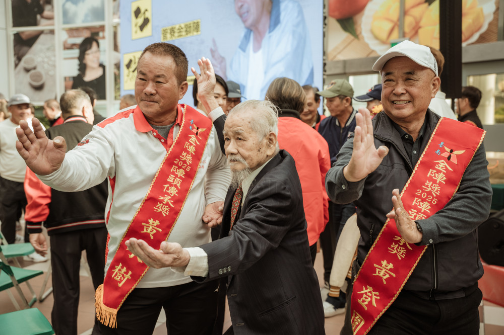 臺南市持續表揚資深陣頭教練 十二位傳承者獲頒殊榮