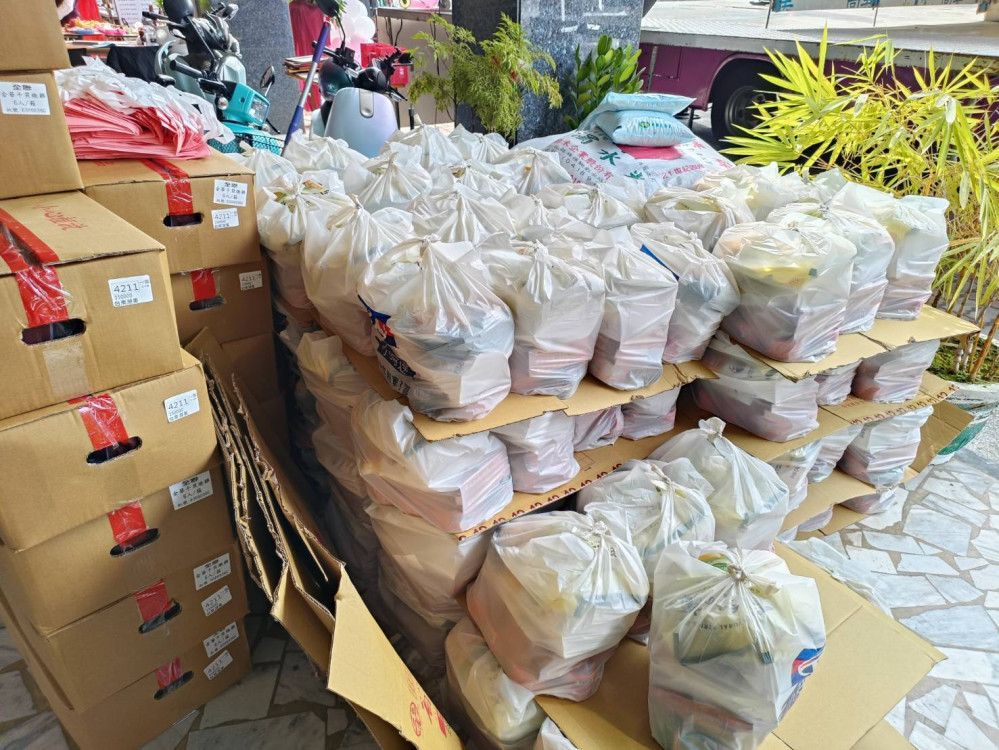  暖心力作！大家房屋湖美帝堡加盟店開幕，同步捐100份物資助弱勢