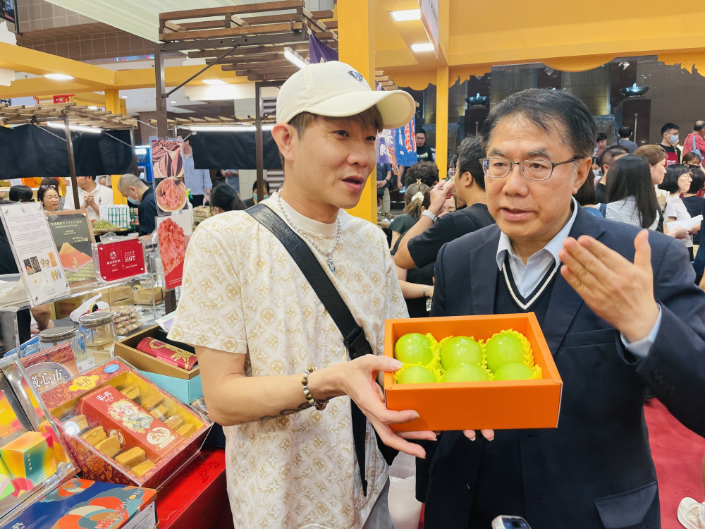 跨界行銷亮眼！臺南蜜棗進駐新加坡高端百貨 直播大獲好評