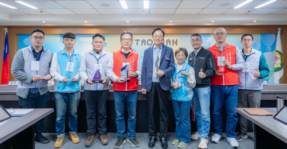 桃市公共工程及資訊管理平臺奪國內外獎項　張善政：智慧治理獲國際認可