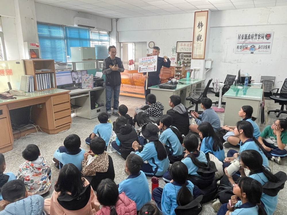 枋寮分局推動校園參訪   寓教於樂深化法治教育