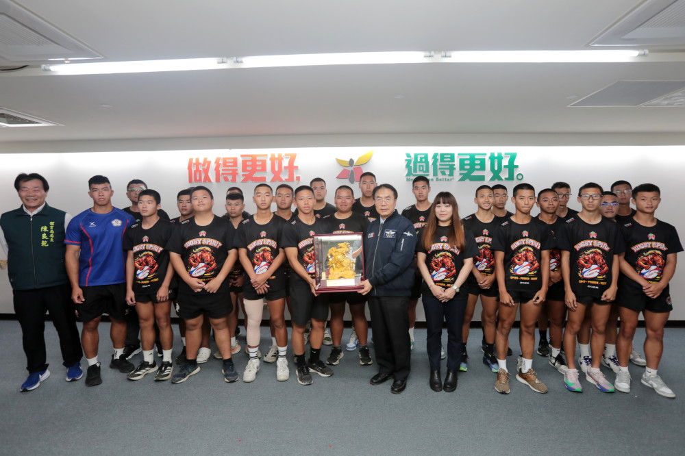 臺南學子體育大放異彩！啦啦隊、橄欖球隊連奪冠 市府公開表揚