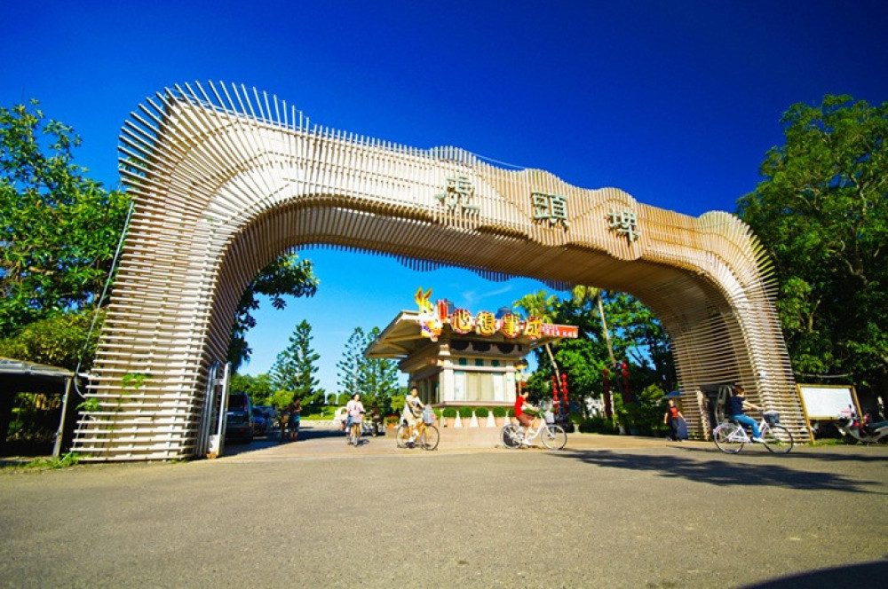 水豚君出沒府城！台南2026超萌小提燈「卡比胖拉」亮相 228連假限量開派