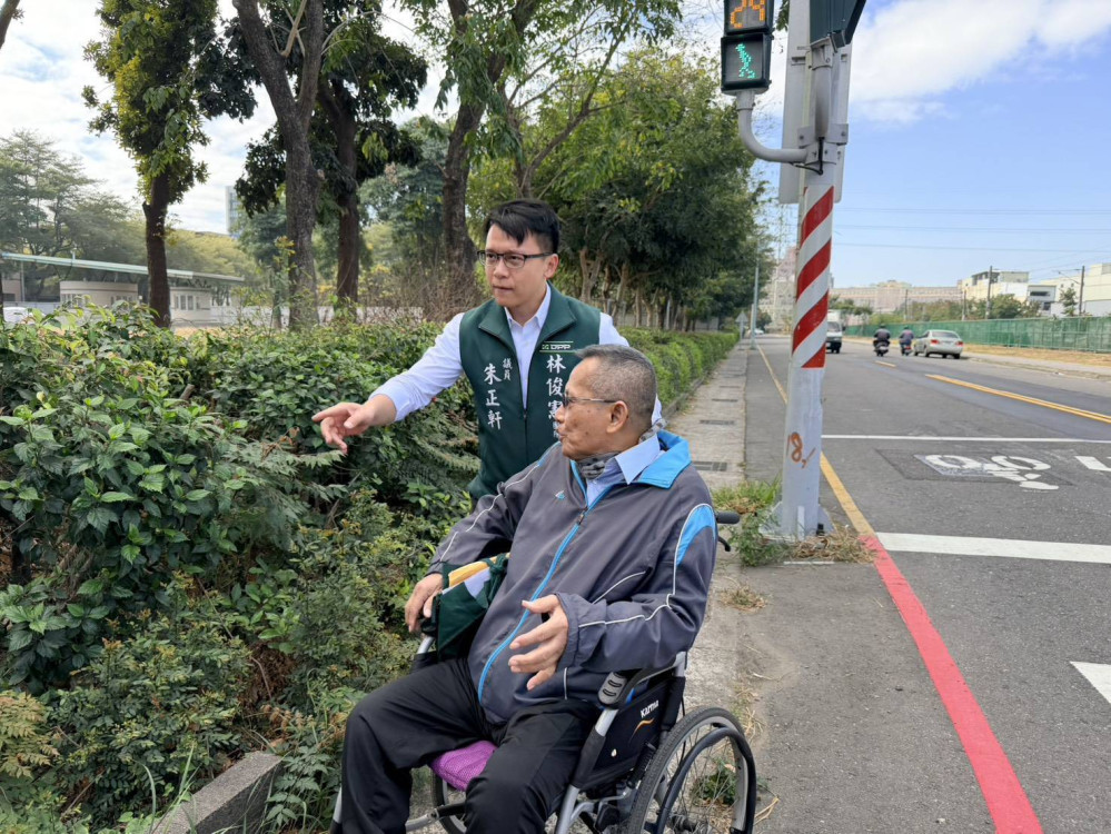 建設牛步！大橋國中周邊無人行道 民眾呼籲市府急民所急