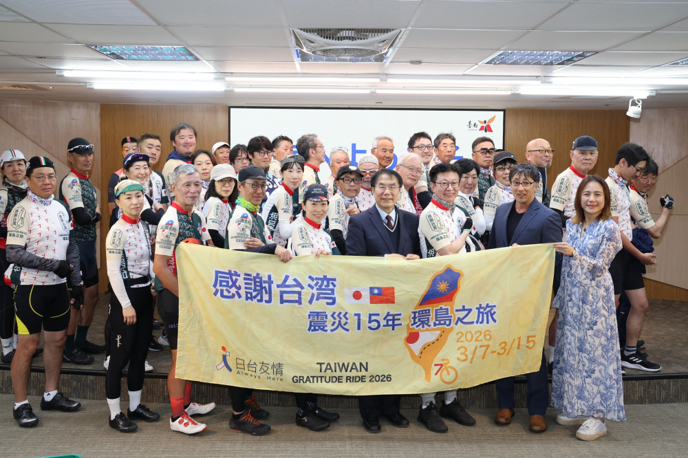 跨越 311 震災 15 周年！台南市長黃偉哲親迎日籍單車團，美食接風深化台日情誼