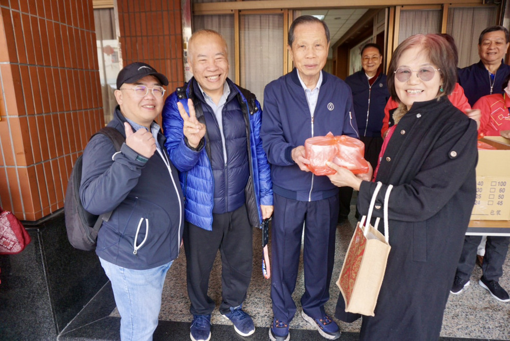 萬和宮3/10植斗法會莊嚴熱鬧  信眾誠心參拜、開懷享用福圓＋夀麵