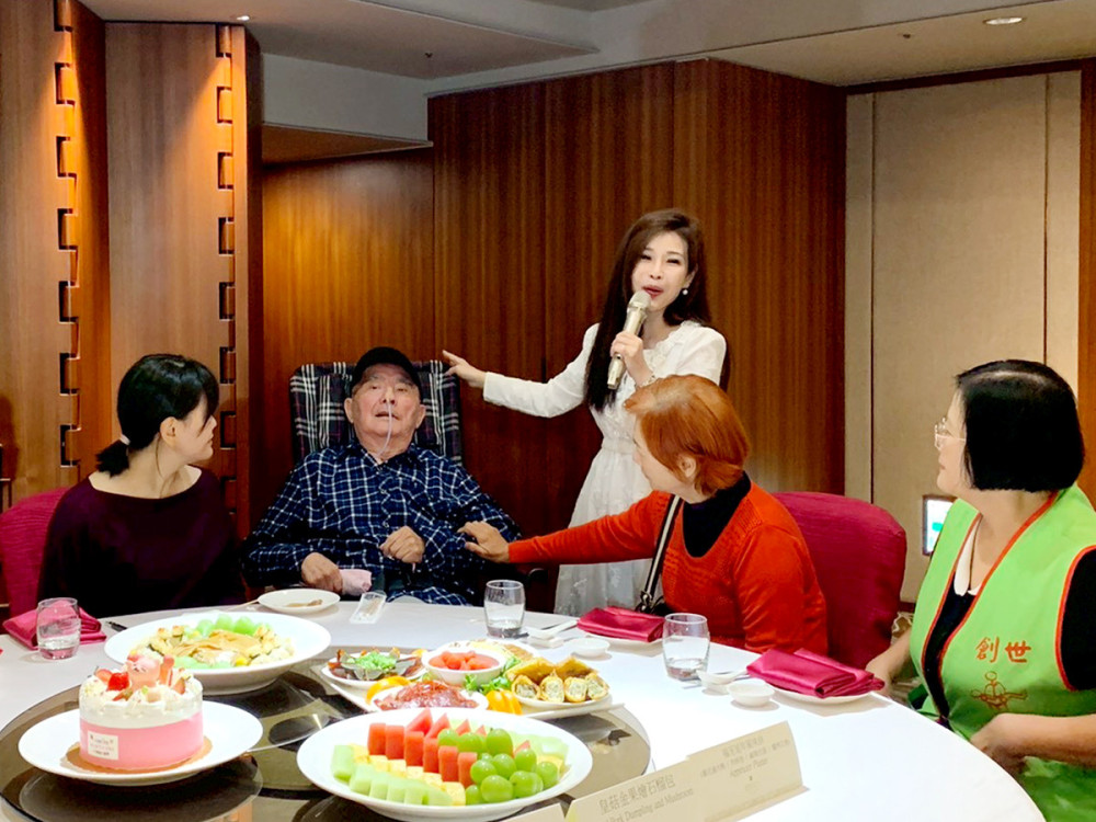 台南扶輪社舉辦公益音樂餐會 助植物人家庭築夢