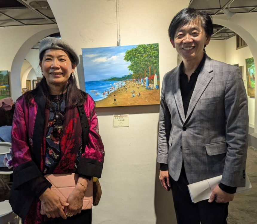 李盈瑩個展「心筆傳情」 展愛與生活藝術